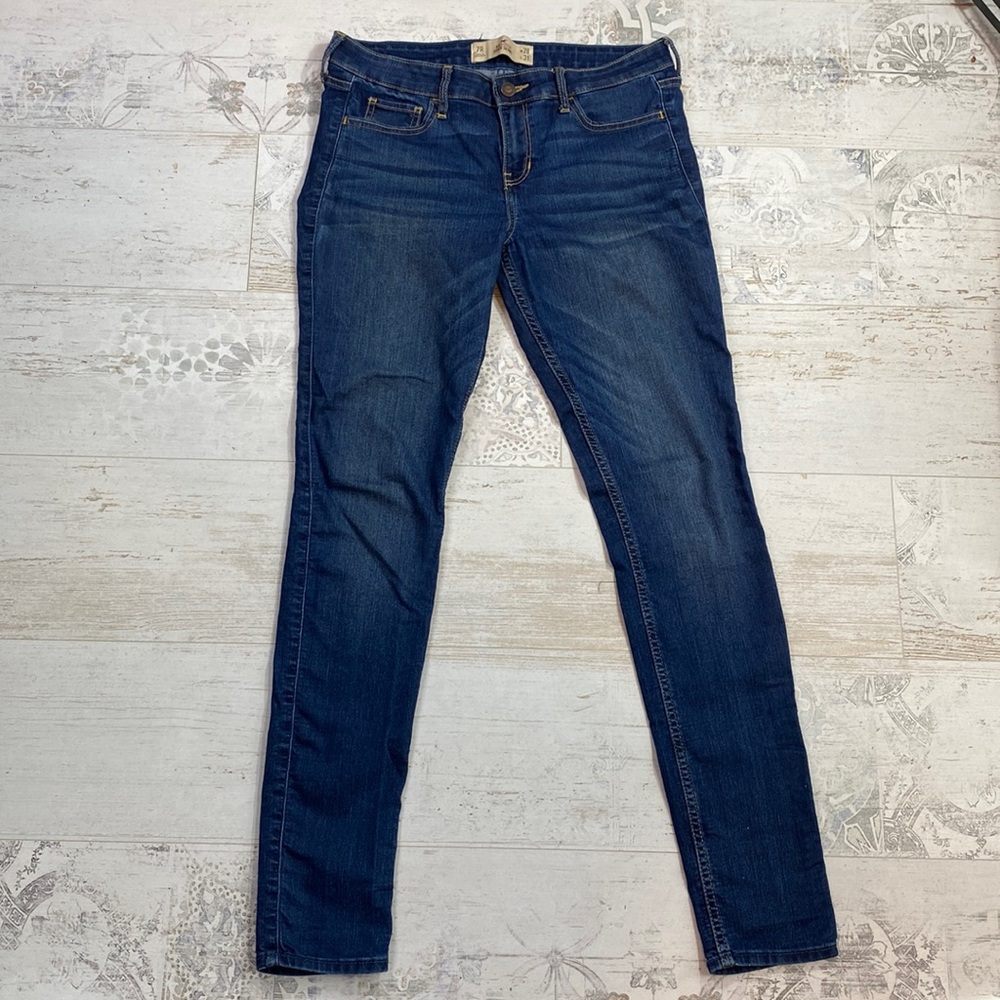 Hollister Medium Wash Super Skinny Jeans Size 7 Regular